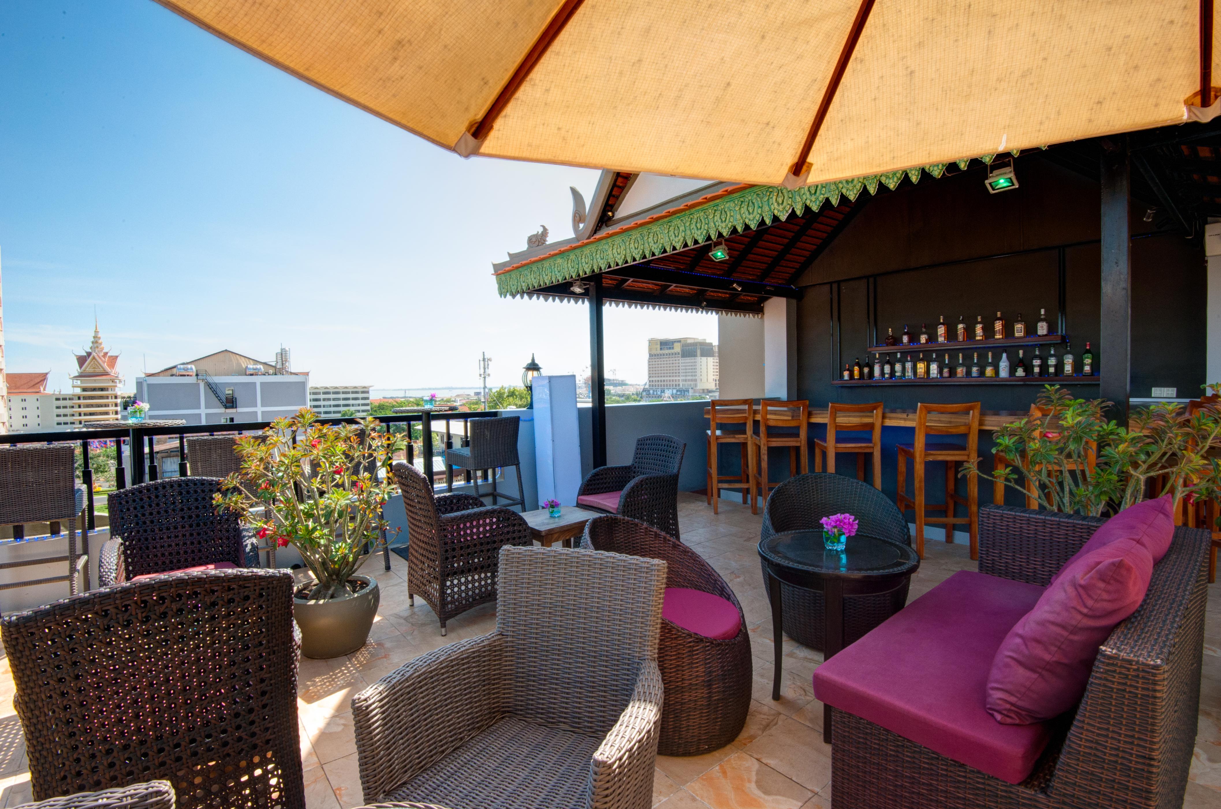Apsor Palace 4* Phnom Penh