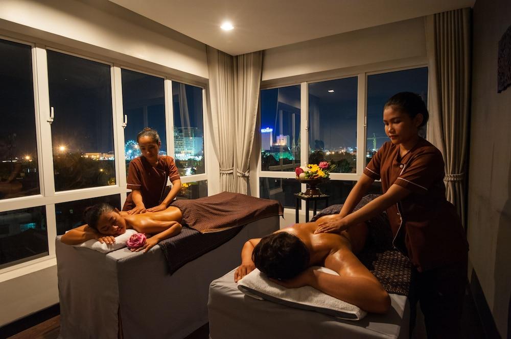 Apsor Palace 4*