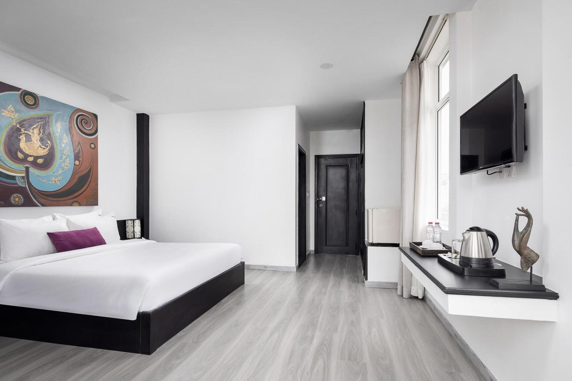 Apsor Palace 4* Phnom Penh