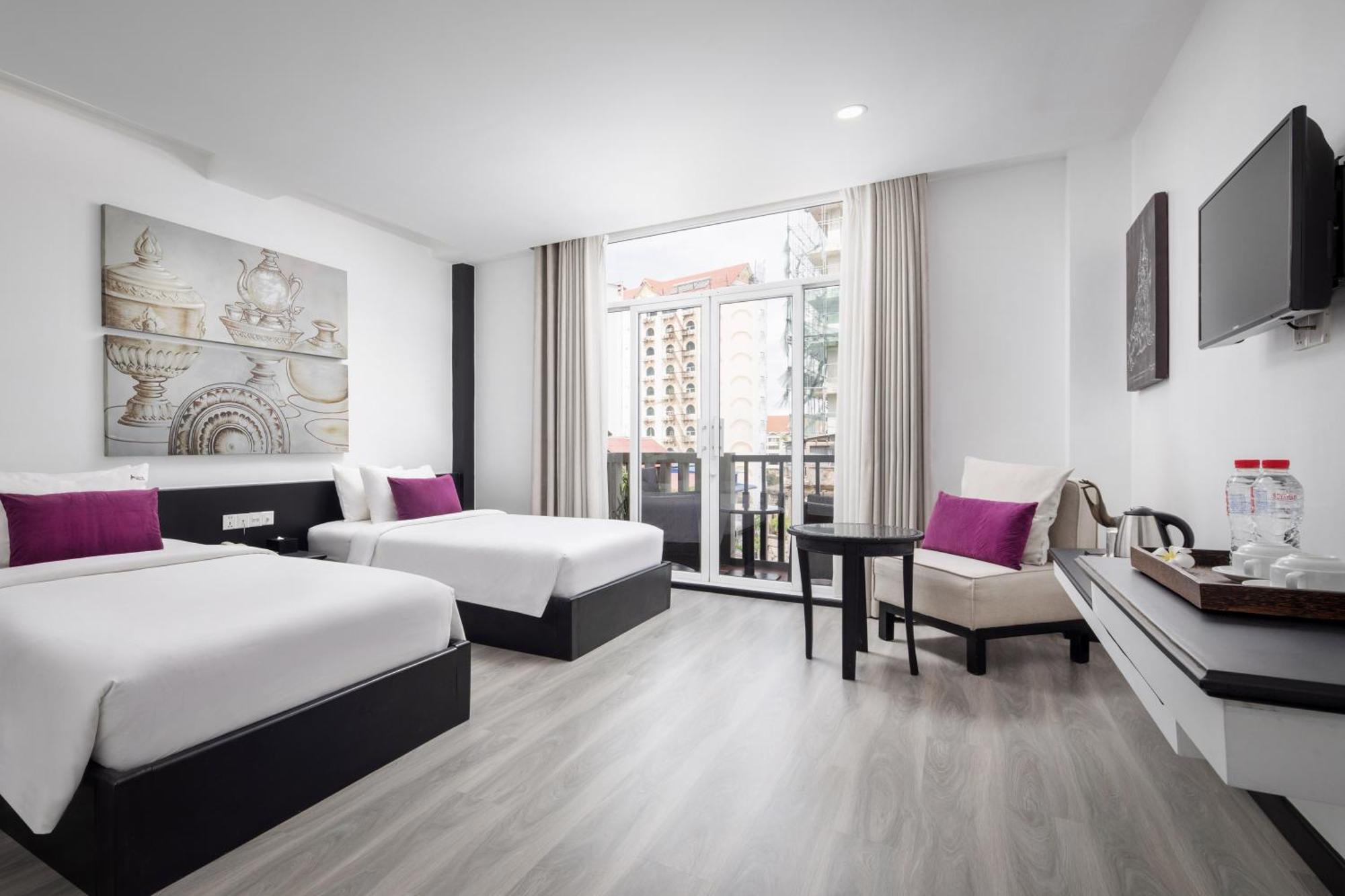 Apsor Palace 4* Phnom Penh